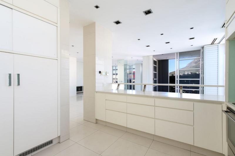 To Let 2 Bedroom Property for Rent in Cape Town City Centre Western Cape